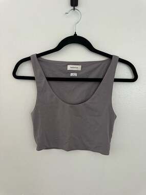Babaton Scoopneck Contour Crop Tank Top